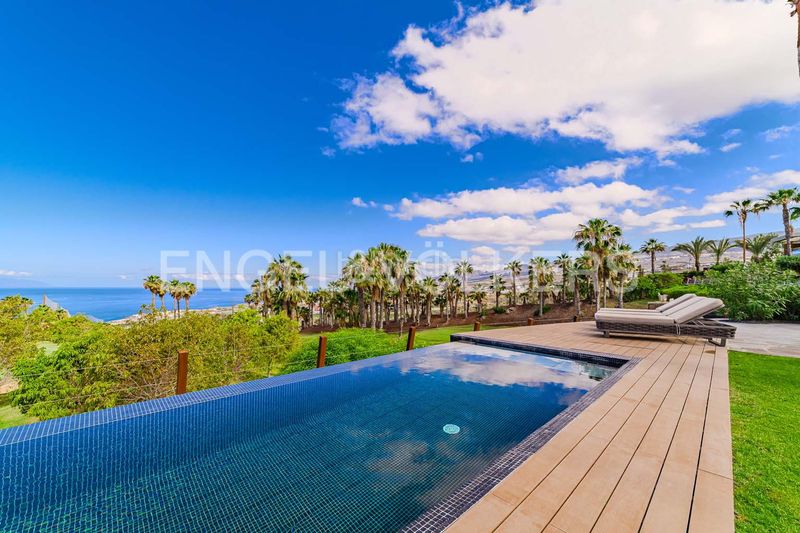 Foto adbc2920-6a00-4017-aa9e-f5f175b11e37. Casa con parcheggio piscina in Abama Guía de Isora