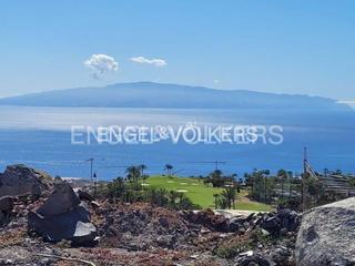 Terreno residencial en Abama