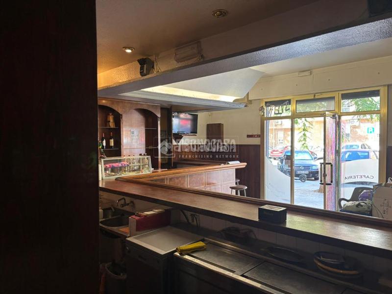 Foto aa5b7cdf-20f7-4972-95be-4fd2494278cc. Local comercial  en venta en Barrio Alto - San Félix Almería