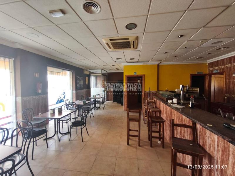 Foto 5e2b199b-12fc-42de-8c00-cbe13a3ac36d. Local comercial  en venta en Piedras Redondas - Torrecárdenas Almería