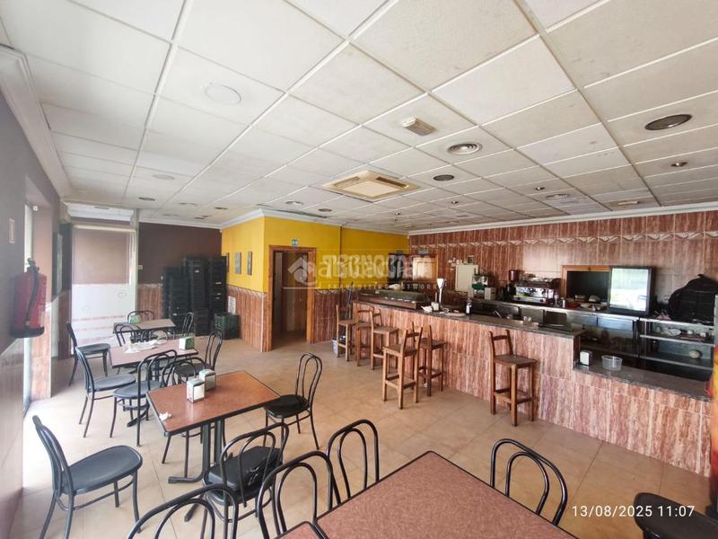 Foto f2910e6b-c735-4b24-a4e0-f8e14f65e5ff. Local comercial  en venta en Piedras Redondas - Torrecárdenas Almería
