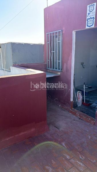 Foto 9ded16ae-ac8b-42c0-8e35-b78404edaa1a. Casa aparellada a Piedras Redondas - Torrecárdenas Almería