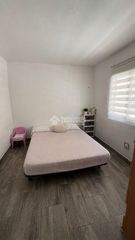 Casa bifamiliare in San Luis. Casa en venta en almería