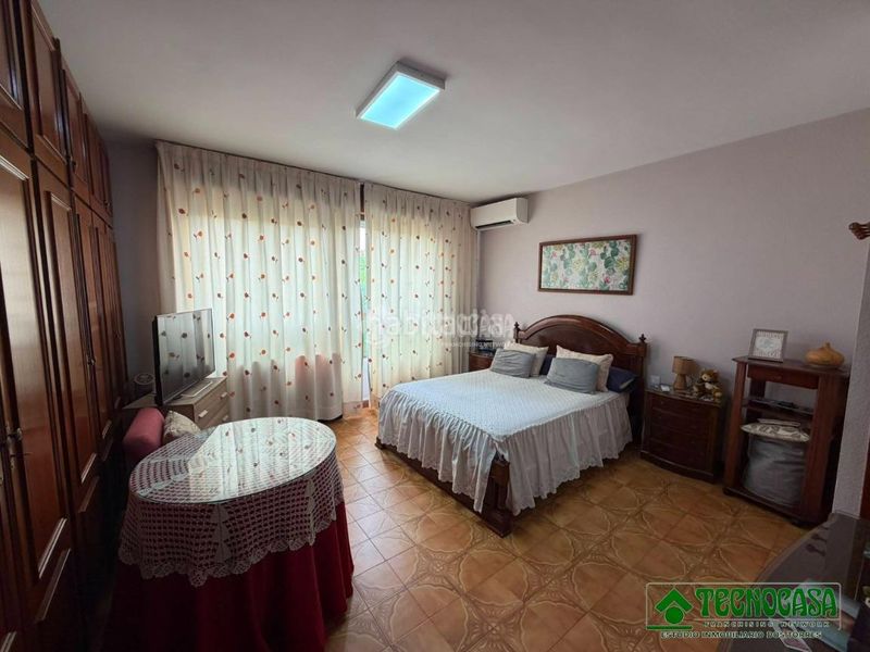 Foto f4e0a3f7-e588-4ac7-9e61-889520490c9e. Pis a Nueva Andalucía Almería