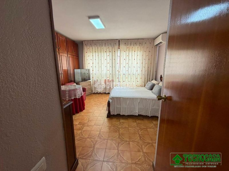 Foto f8e536c2-fe0d-45bf-b9c7-1ef48a36b88b. Pis a Nueva Andalucía Almería