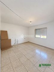 Maison à Piedras Redondas - Torrecárdenas. Casa en venta en almería