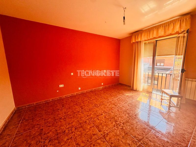 Foto 43253e40-00ff-4070-848a-355dcb040a63. Casa aparellada amb calefacció a Navalucillos (Los)