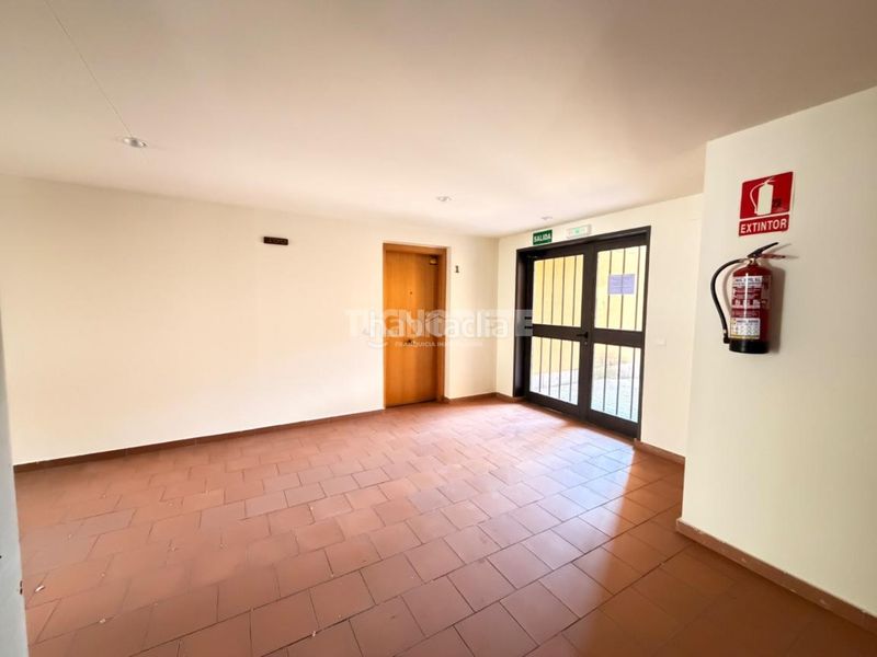 Foto ddd6e198-4b5f-48bb-99d7-5663ebd9f92e. Pis a Cadalso de los Vidrios