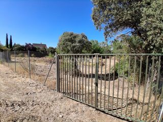 Terreno residenziale  Serranillos playa s 6r. Terrenos en venta en san román de los montes