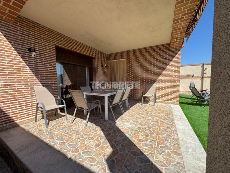 Foto c7ce5ee5-4d5f-4402-affa-22addda35347. Casa amb calefacció aparcament piscina a Cebolla