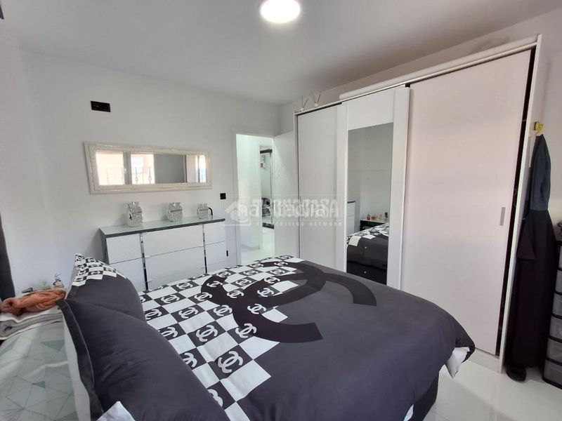 Foto e6b49797-8d03-41c7-b9e4-f43742680764. Casa aparellada a Carolina (La)