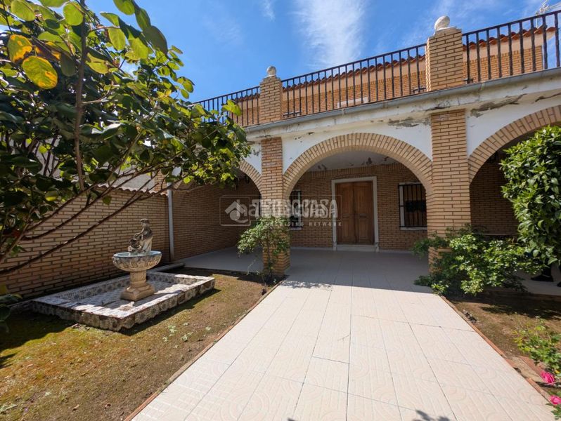 Foto 33fc2ff3-6260-4489-8022-8a305200bd3d. Casa aparellada amb calefacció aparcament a Palomas