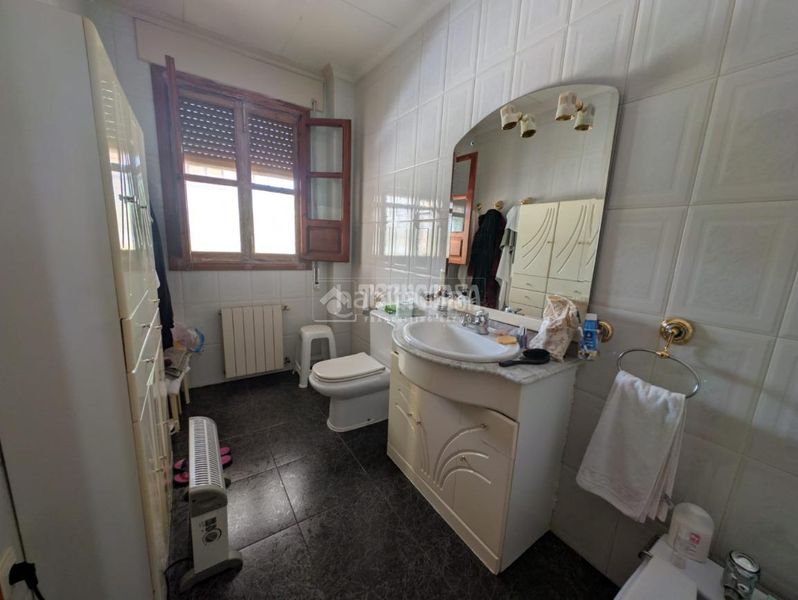Foto 5b523b06-04e1-4096-9317-5a76acb4803c. Casa aparellada amb calefacció aparcament a Palomas