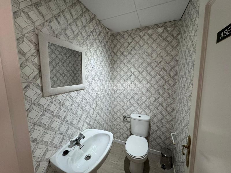 Foto b19454aa-b2ea-49fc-b47f-899bdc848508. Casa amb calefacció a Almendralejo