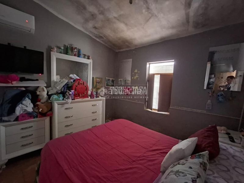 Foto 8284b15e-0942-4270-abd7-3039a6ce8317. Casa aparellada a Carolina (La)
