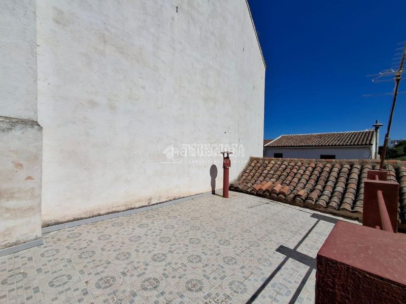 Foto aed827b3-4457-4717-aae5-0e5babc20ff7. Casa pareada casa en venta en Vilches