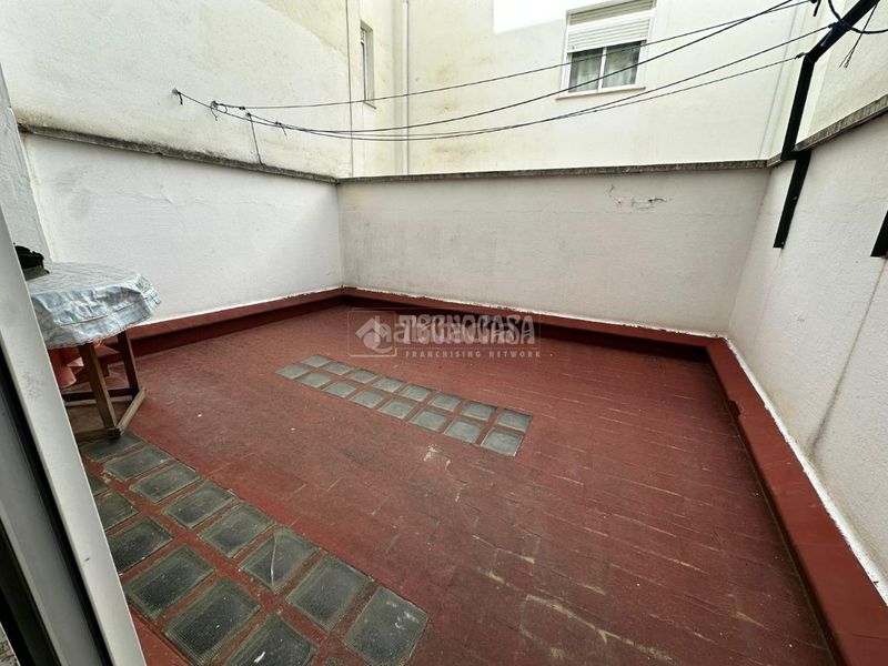 Foto 0eb5e7bf-b0b9-49c6-ab5d-771e46a8bfe6. Pis a Almendralejo