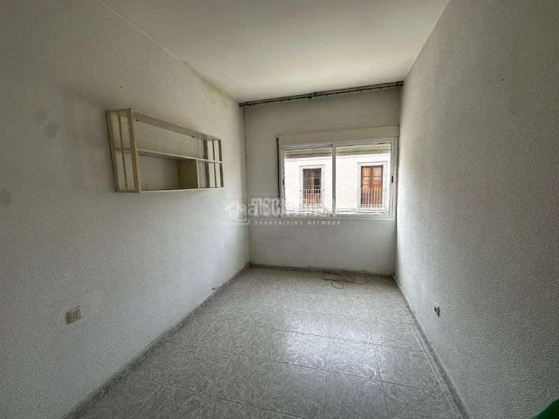 Foto 8cd2d144-8215-4452-bcf4-5a868487d267. Pis a Almendralejo