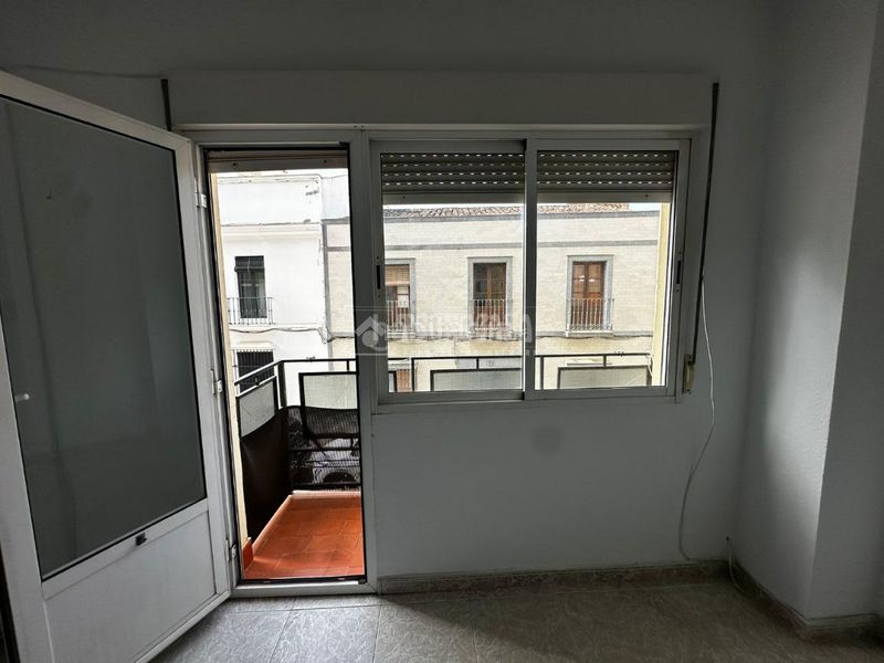 Foto eab3ea07-cf26-4b70-9ab1-4fe793bbf060. Pis a Almendralejo