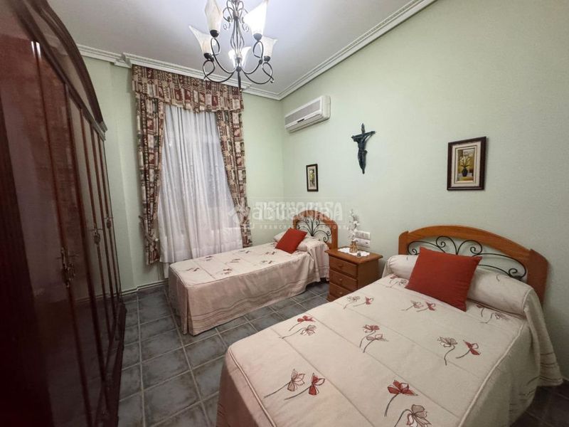 Foto 259ed8a7-84fc-4ecc-891d-be3fe5d55d8e. Masia a Almendralejo