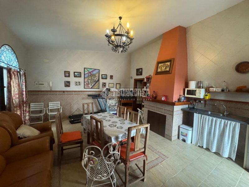 Foto 7d2375d6-98f6-4f27-878b-b6a130d08e9d. Masia a Almendralejo