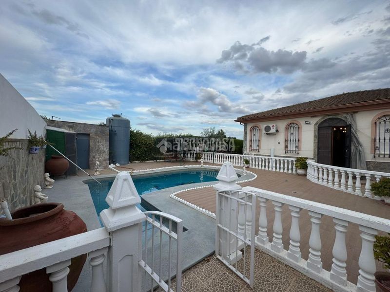 Foto b9555726-39df-4589-8813-a888a3a8c0ee. Masia a Almendralejo