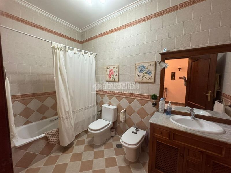 Foto fba7760b-24fd-4bf4-9e3d-81166b49fbea. Masia a Almendralejo