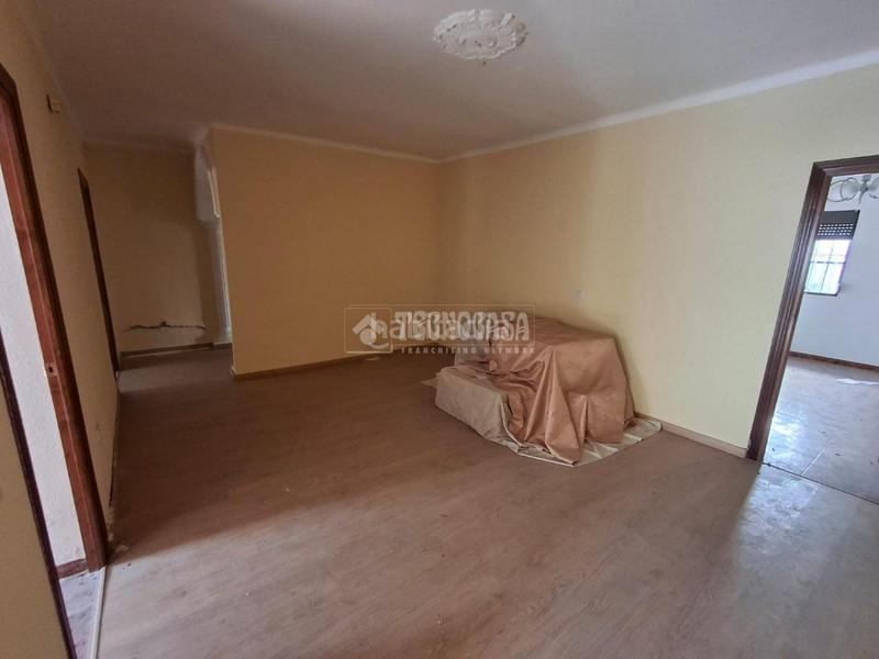 Foto 8eba6bf4-135f-4a1c-9c02-2bc1155017d7. Casa pareada casa en venta en la carolina en Carolina (La)