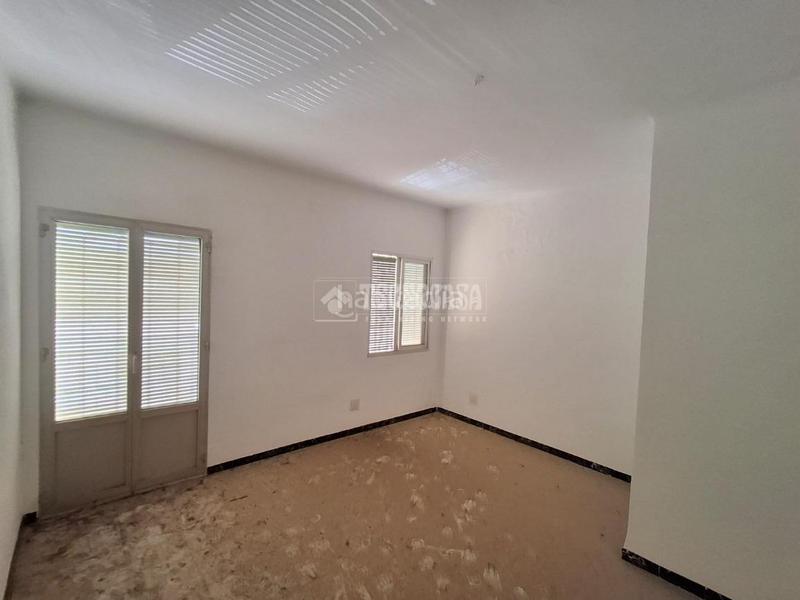 Foto d8606d99-586e-4a33-a5de-07b2992cb004. Casa pareada casa en venta en la carolina en Carolina (La)