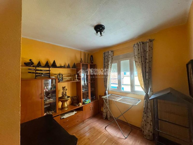 Foto d618e523-8982-43d8-a9c7-bb79c2c89924. Pis a Almendralejo