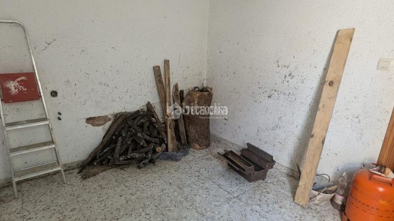 Foto 617eb289-5184-43d4-8b8d-28b12d9107b9. Casa aparellada a Carolina (La)
