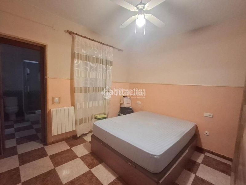 Foto 45162816-864a-4010-88c7-4be17ea04b9b. Casa aparellada a Vilches