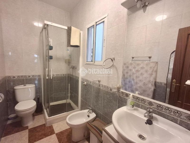 Foto 451a7ec1-637e-491d-b210-af3fb0b379c1. Casa aparellada a Vilches