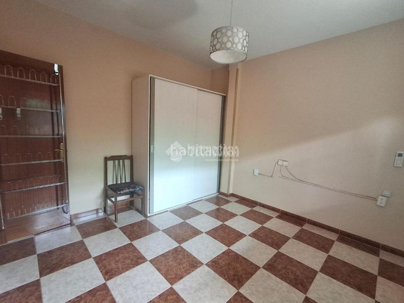 Foto beb04937-62ff-470f-a17f-cf4c4d43f8f4. Casa aparellada a Vilches