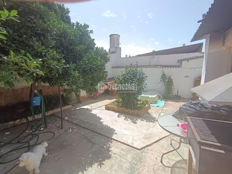 Foto 0aac8fe8-88e8-47b0-aeca-5bed32c1f7ab. Casa aparellada amb calefacció a Carolina (La)