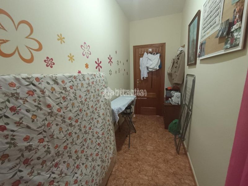 Foto 3517f34c-3d0e-41a8-9d98-0de5115d676b. Casa aparellada amb calefacció a Carolina (La)