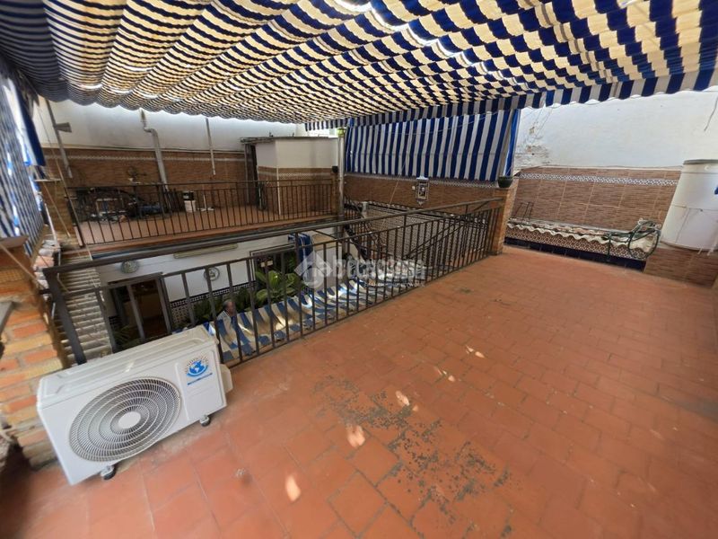 Foto f77854de-63ea-4674-8038-0b8dcb4ceb85. Casa aparellada amb calefacció a Carolina (La)