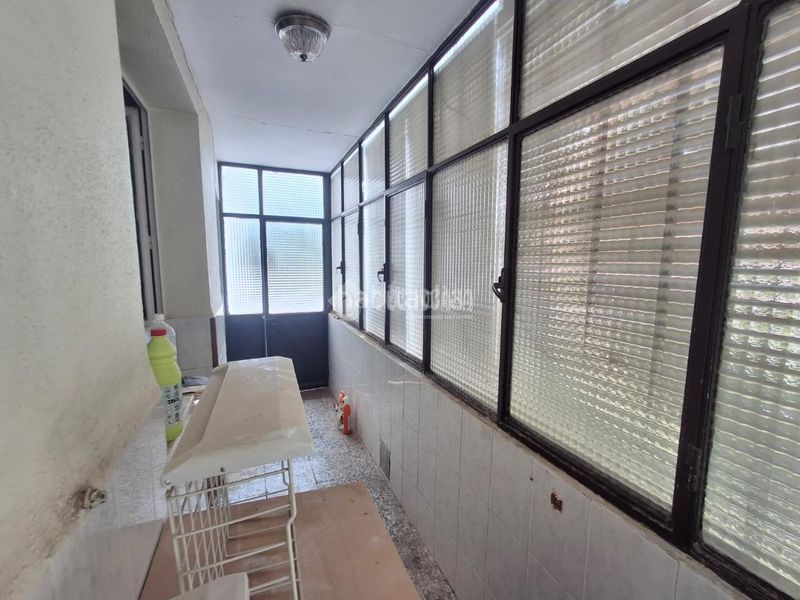 Foto f8df7ee8-2800-47a8-b0af-9e41f1da4c0d. Casa aparellada a Carolina (La)