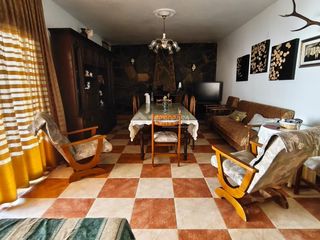 Casa pareada en Carolina (La). Casa en venta en la carolina