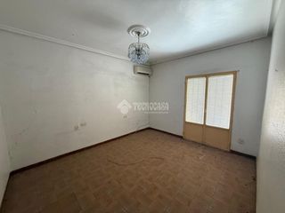 Casa pareada en Carolina (La). Casa en venta en la carolina