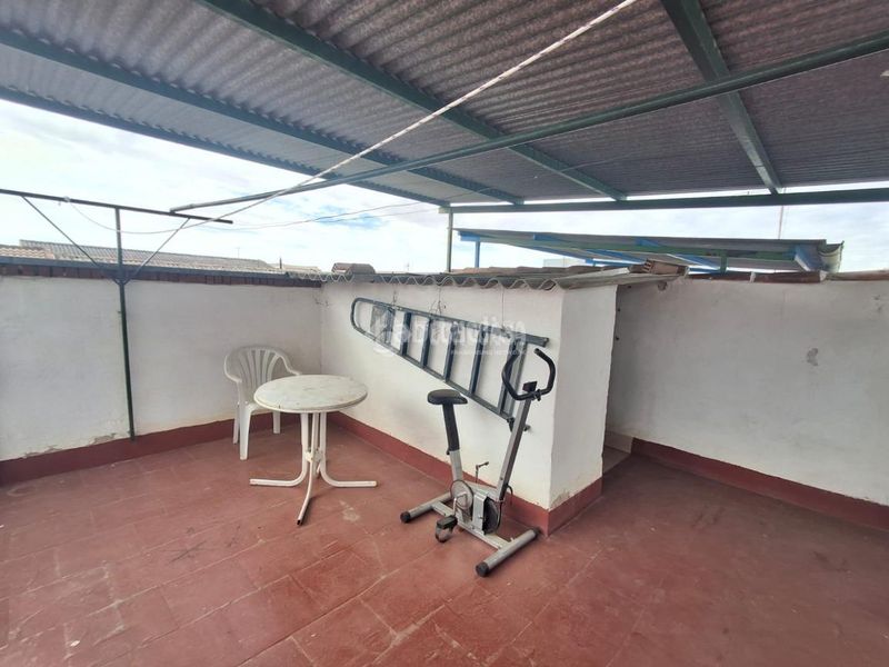 Foto 0af54fae-f9f7-4228-a817-c0010c49de6e. Casa aparellada a Carolina (La)