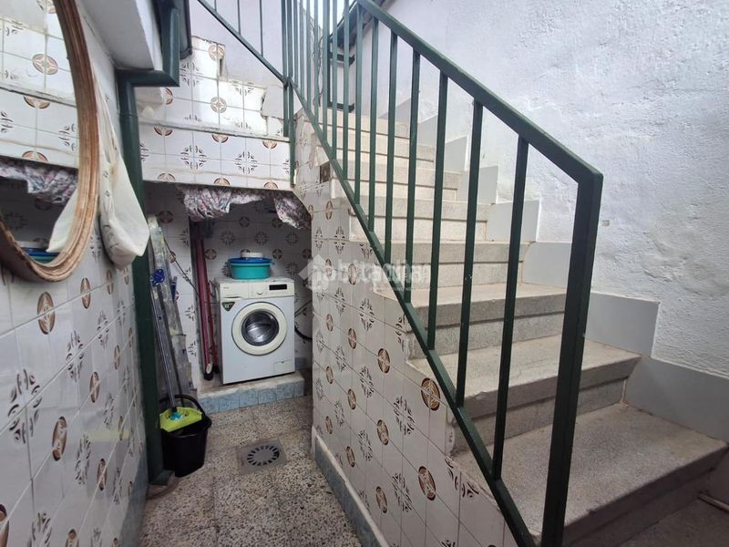 Foto 9fb15422-6413-487a-8681-9b04cec91167. Casa aparellada a Carolina (La)