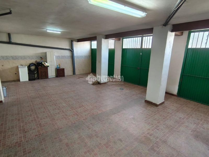 Foto a3a63010-ba67-467f-90d7-f738d402f6f9. Casa aparellada a Santa Elena