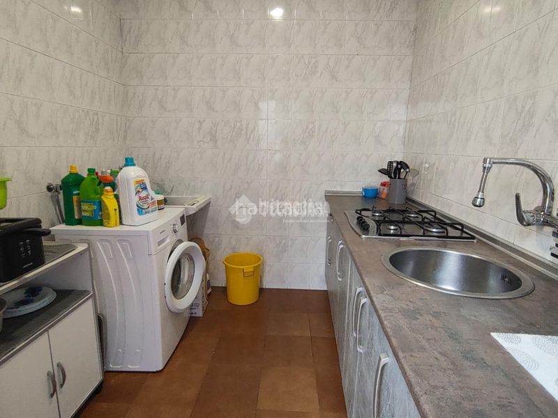 Foto 517ee44b-f4f4-44dd-a667-6b8d14af5643. Casa bifamiliare in Carolina (La)