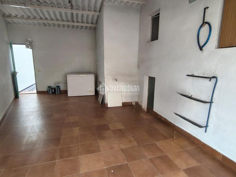 Foto 54ff44e6-b8f4-4312-8e07-7c21d4d477c9. Casa bifamiliare in Carolina (La)