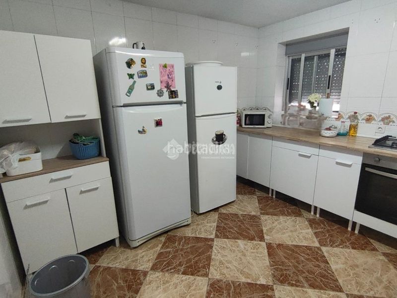 Foto e0b785c2-9edb-48f3-8e24-b2634fd2a212. Casa bifamiliare in Carolina (La)