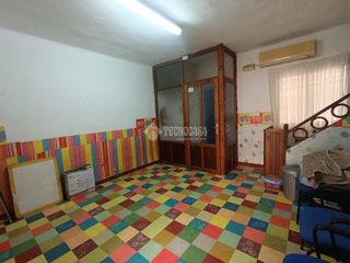 Casa aparellada a Carolina (La). Casa en venta en la carolina