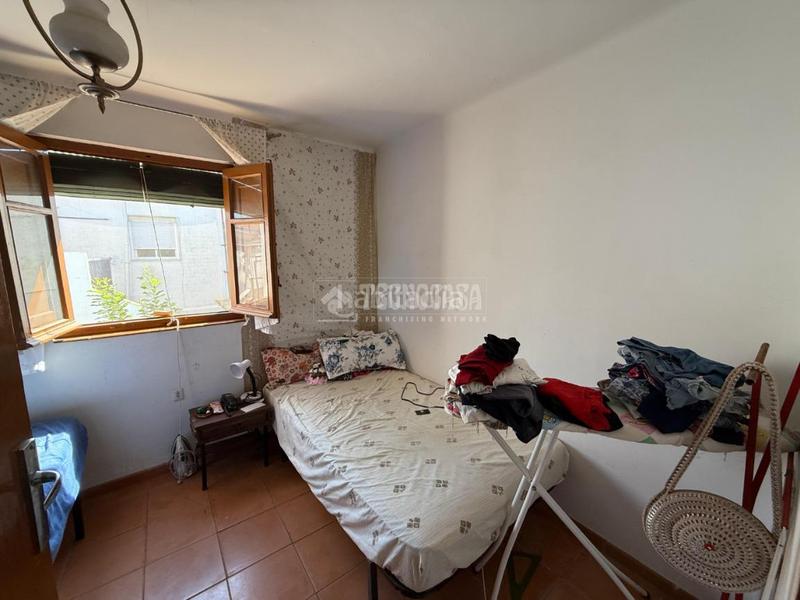 Foto ee5d1844-f3a3-4a3c-aaf9-8b8a2fa4327d. Casa pareada casa en venta en la carolina en Carolina (La)