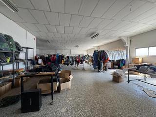 Geschäftsraum in Carolina (La). Nave en venta en la carolina