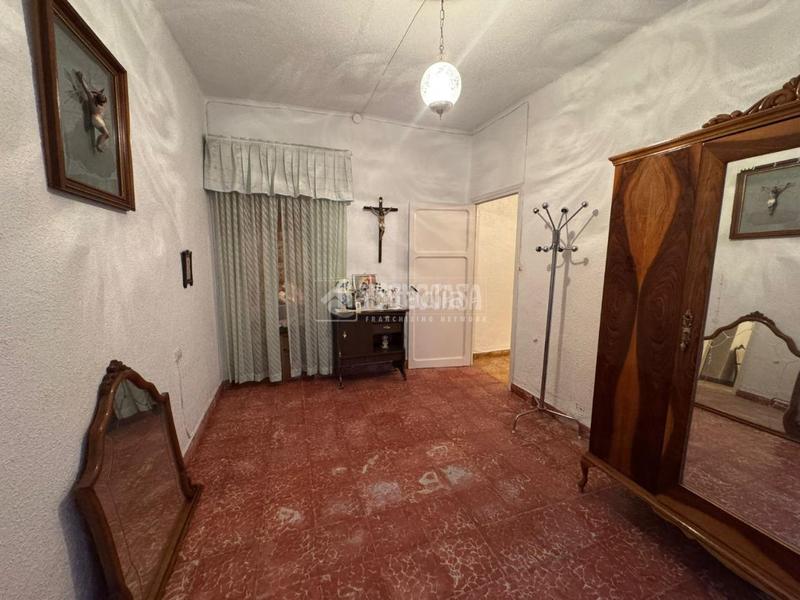 Foto afba1d00-ddda-46d6-badd-fbfced3d72bf. Casa  en venta en Vilches